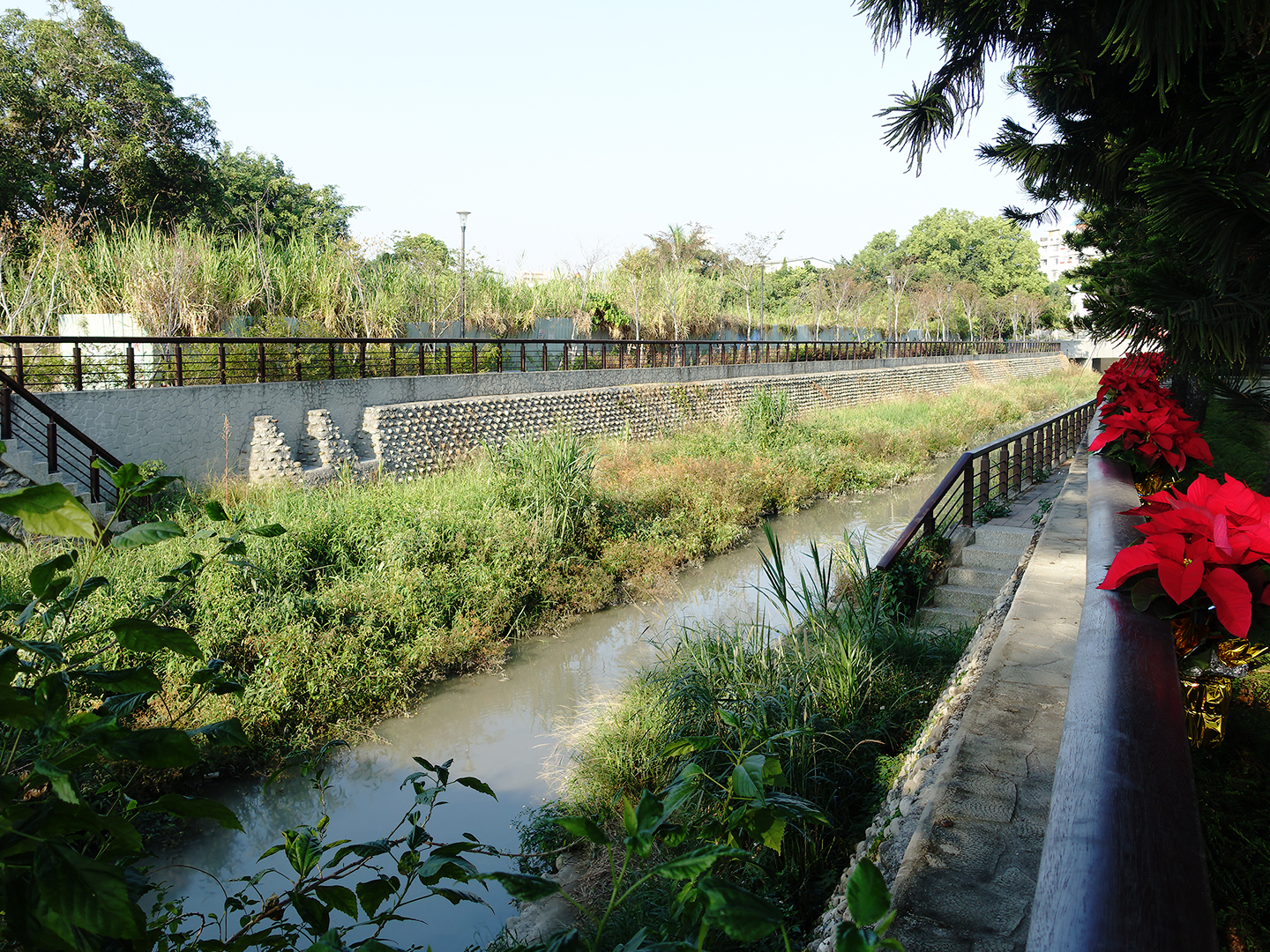王惠姮──掀蓋後的雲林溪評論